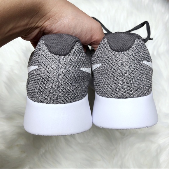 NEW NIKE Dark Grey/White Tanjun SE - Picture 5 of 8